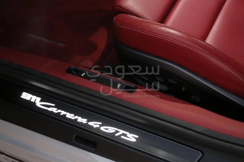2022 بورش 911 كاريرا 4 جي تي اس