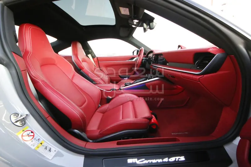 2022 بورش 911 كاريرا 4 جي تي اس