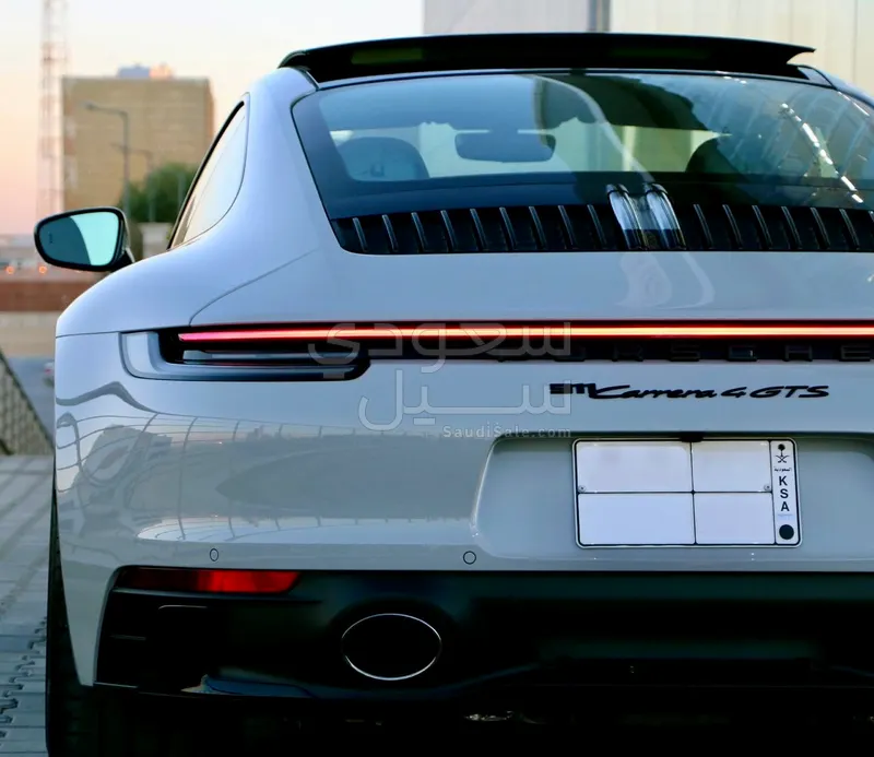 2022 بورش 911 كاريرا 4 جي تي اس