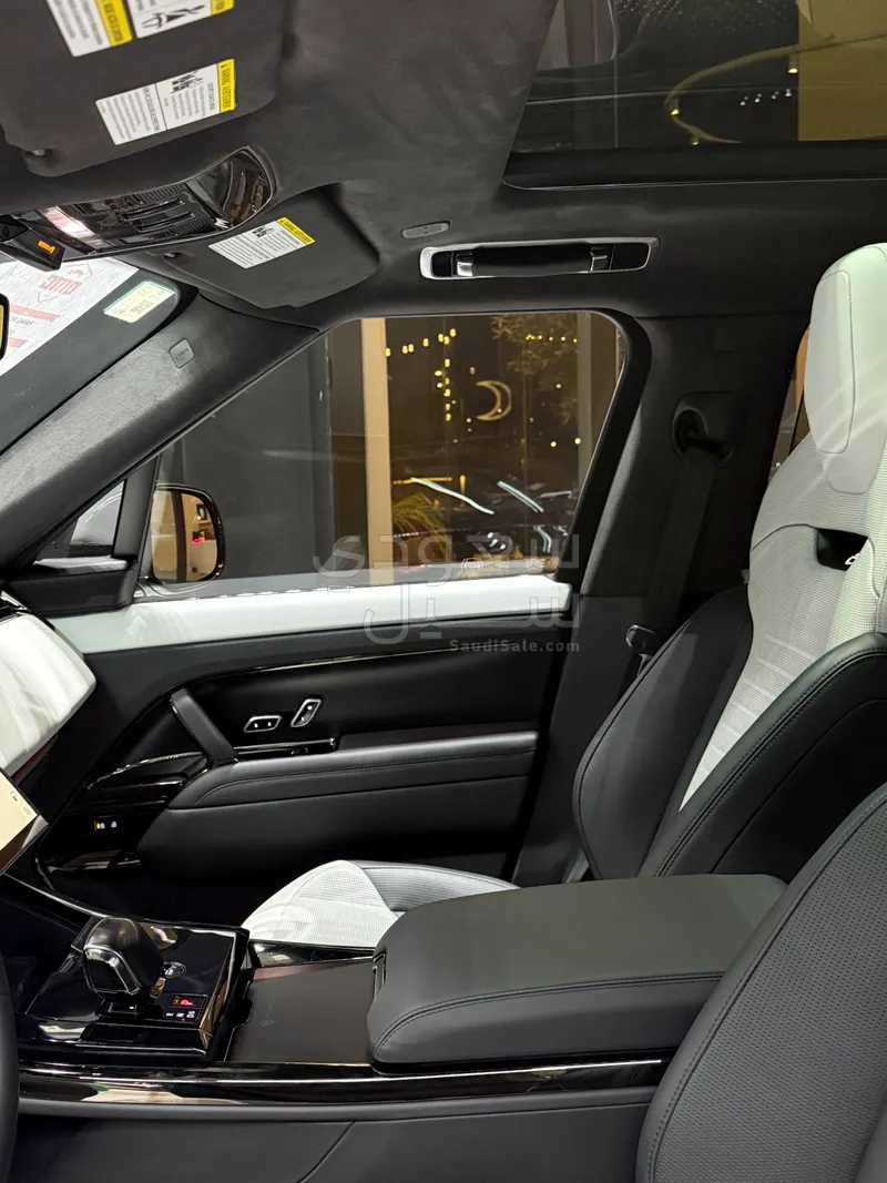 2024 Land Rover Range Rover Sport SV
