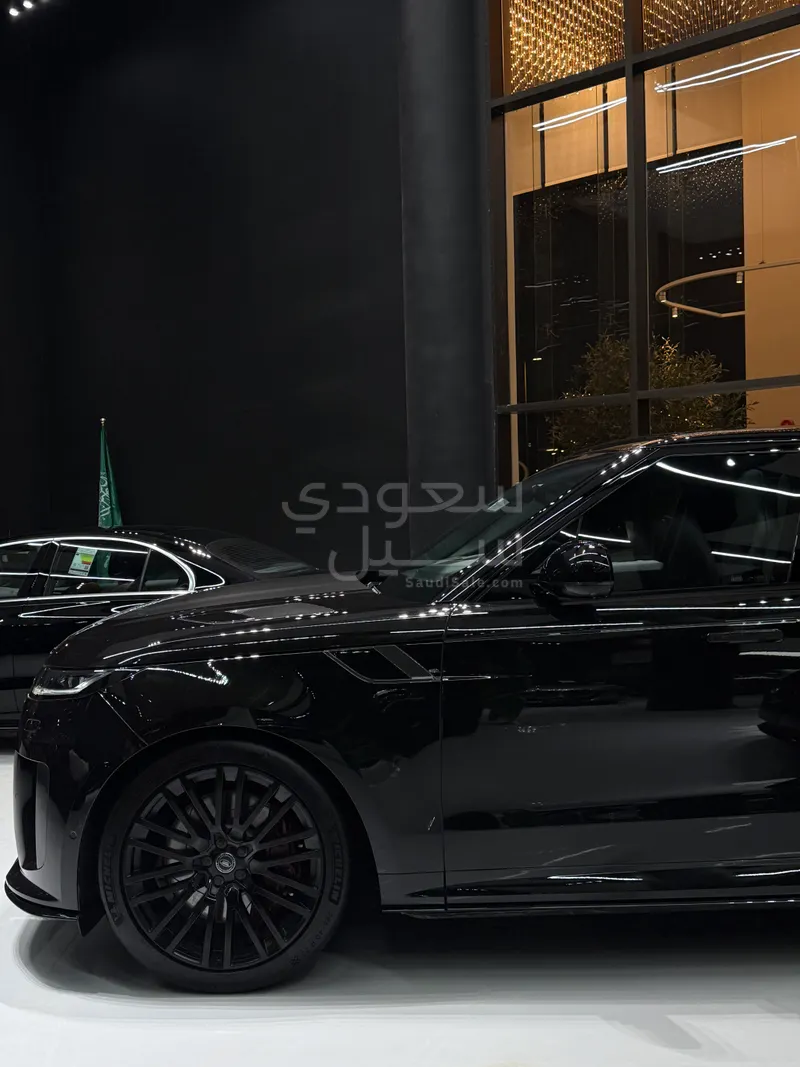 2024 Land Rover Range Rover Sport SV