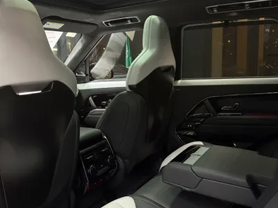 2024 Land Rover Range Rover Sport SV