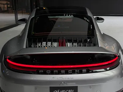 2025 Porsche 911 Carrera