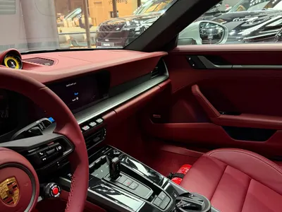 2025 Porsche 911 Carrera