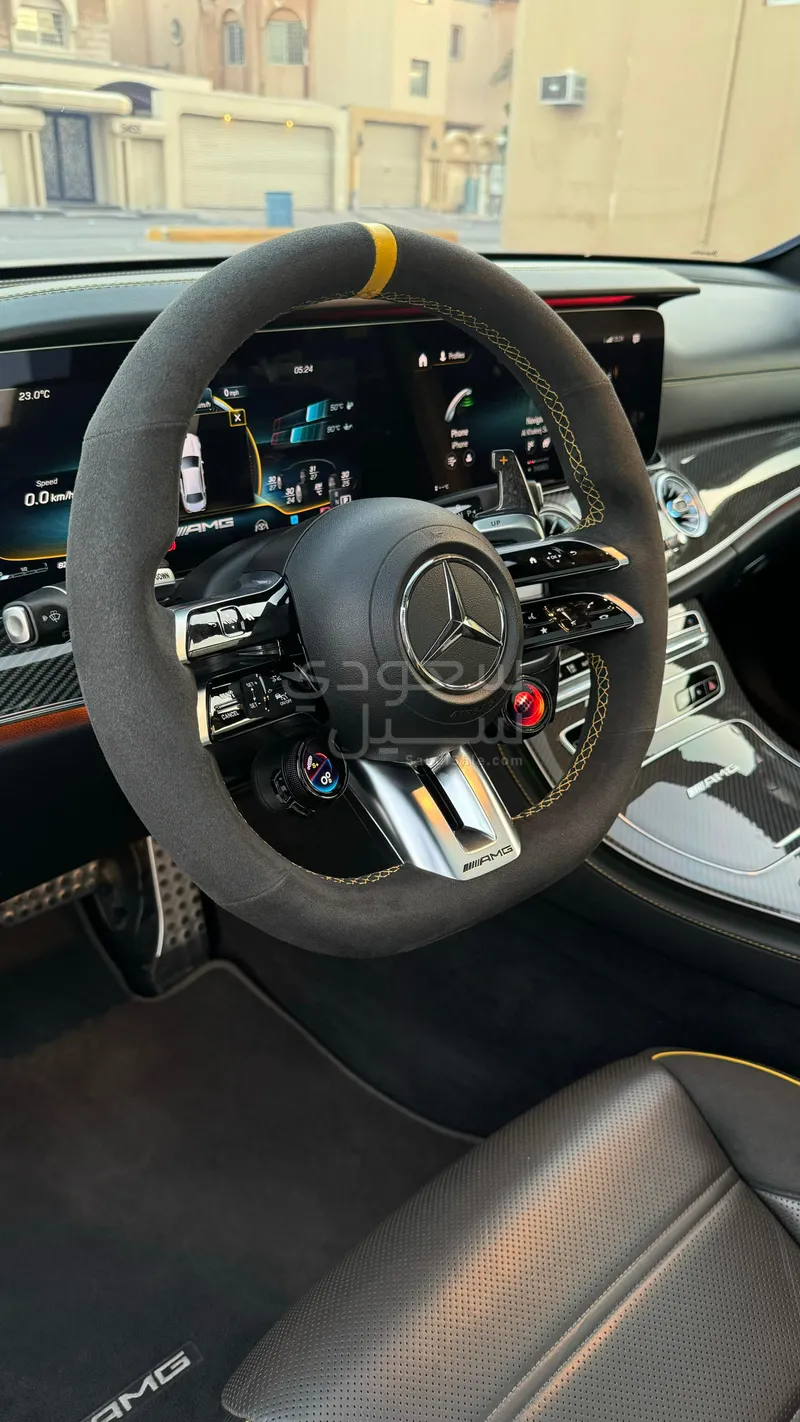 2021 مرسيدس - بنز إي 63إس أي إم جي