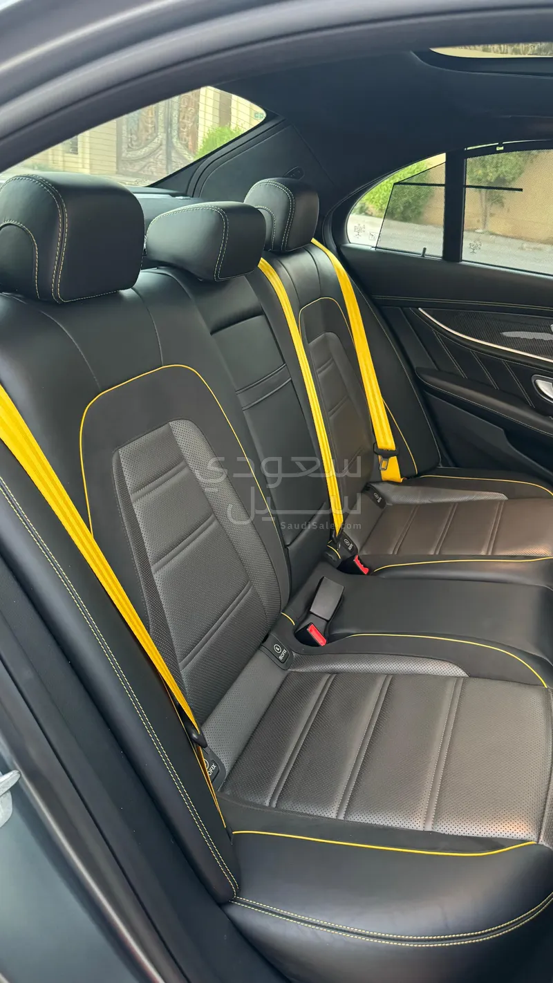 2021 مرسيدس - بنز إي 63إس أي إم جي