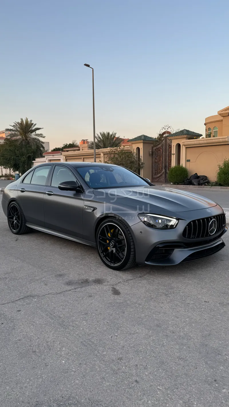 2021 مرسيدس - بنز إي 63إس أي إم جي