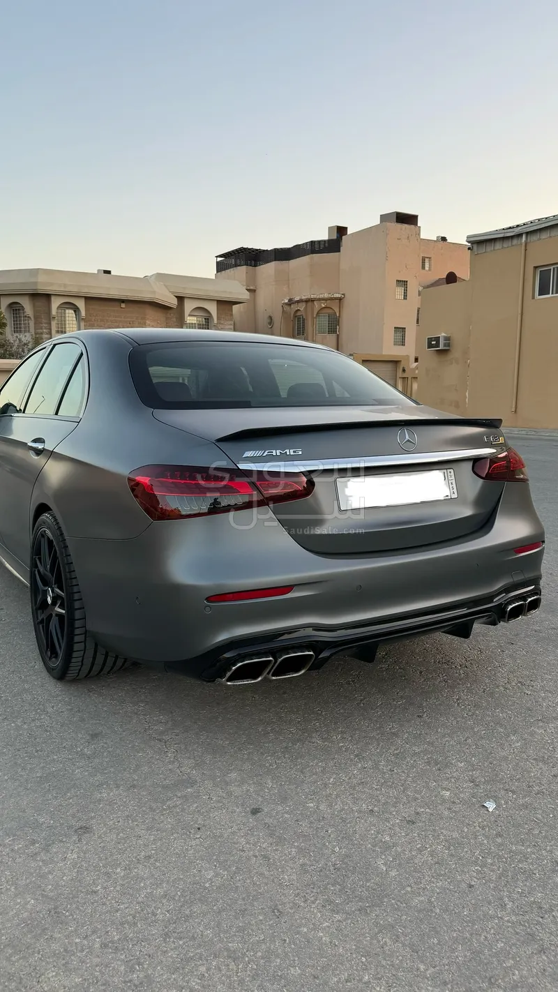 2021 مرسيدس - بنز إي 63إس أي إم جي