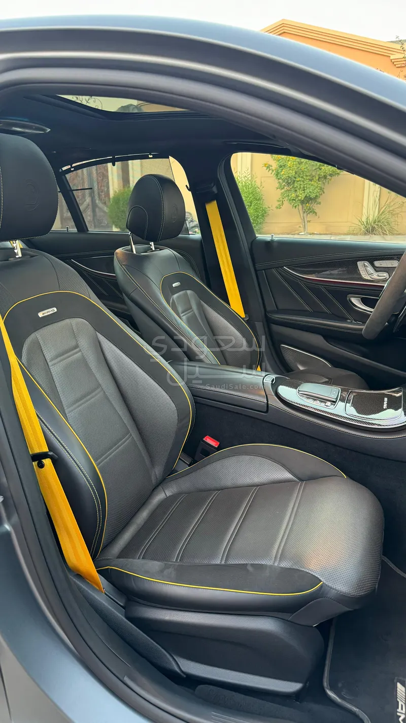 2021 مرسيدس - بنز إي 63إس أي إم جي