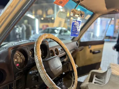 1987 تويوتا لاند كروزر جي اكس