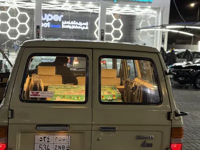 1987 تويوتا لاند كروزر جي اكس