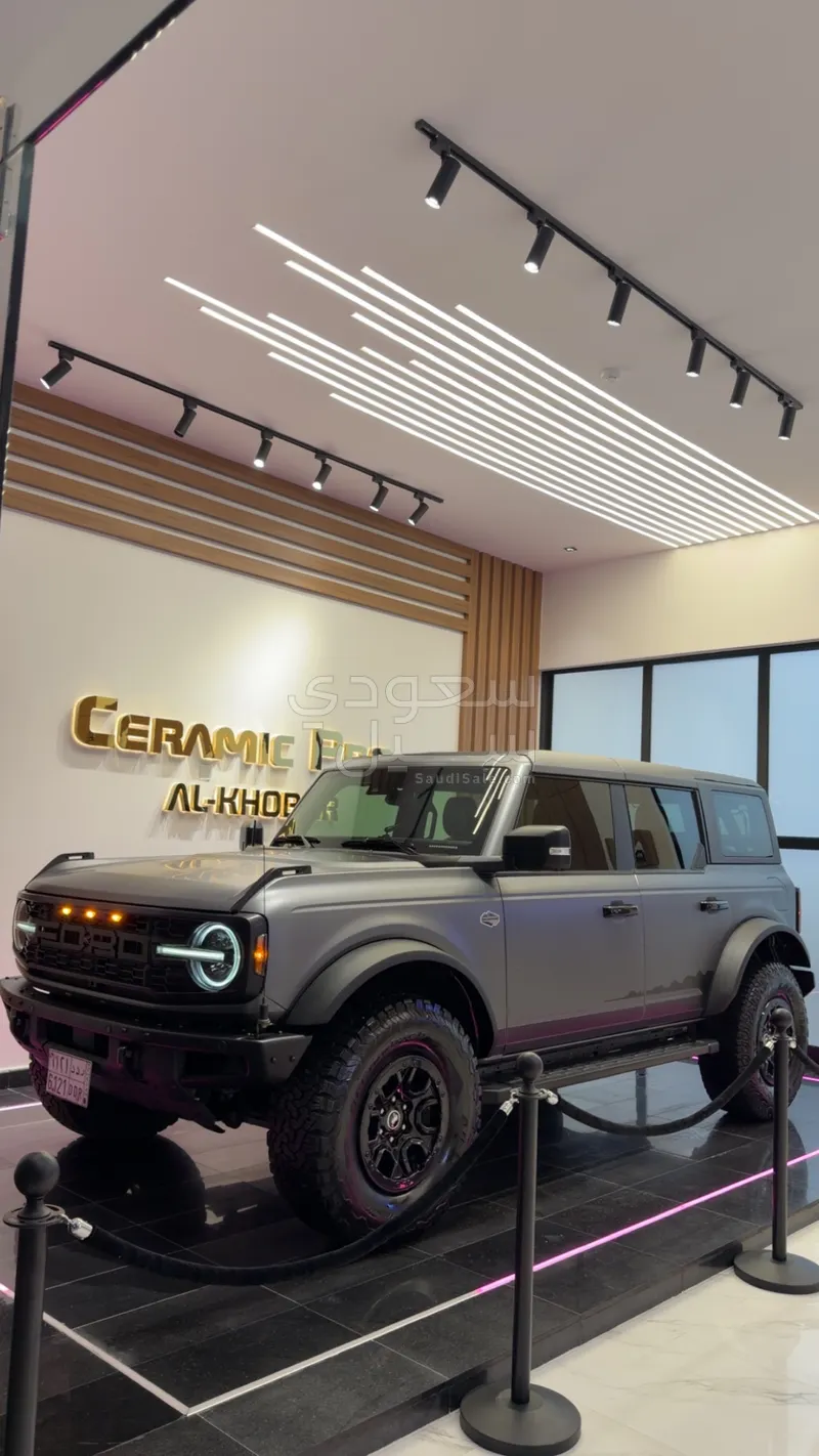 2022 فورد برونكو وايلد تراك