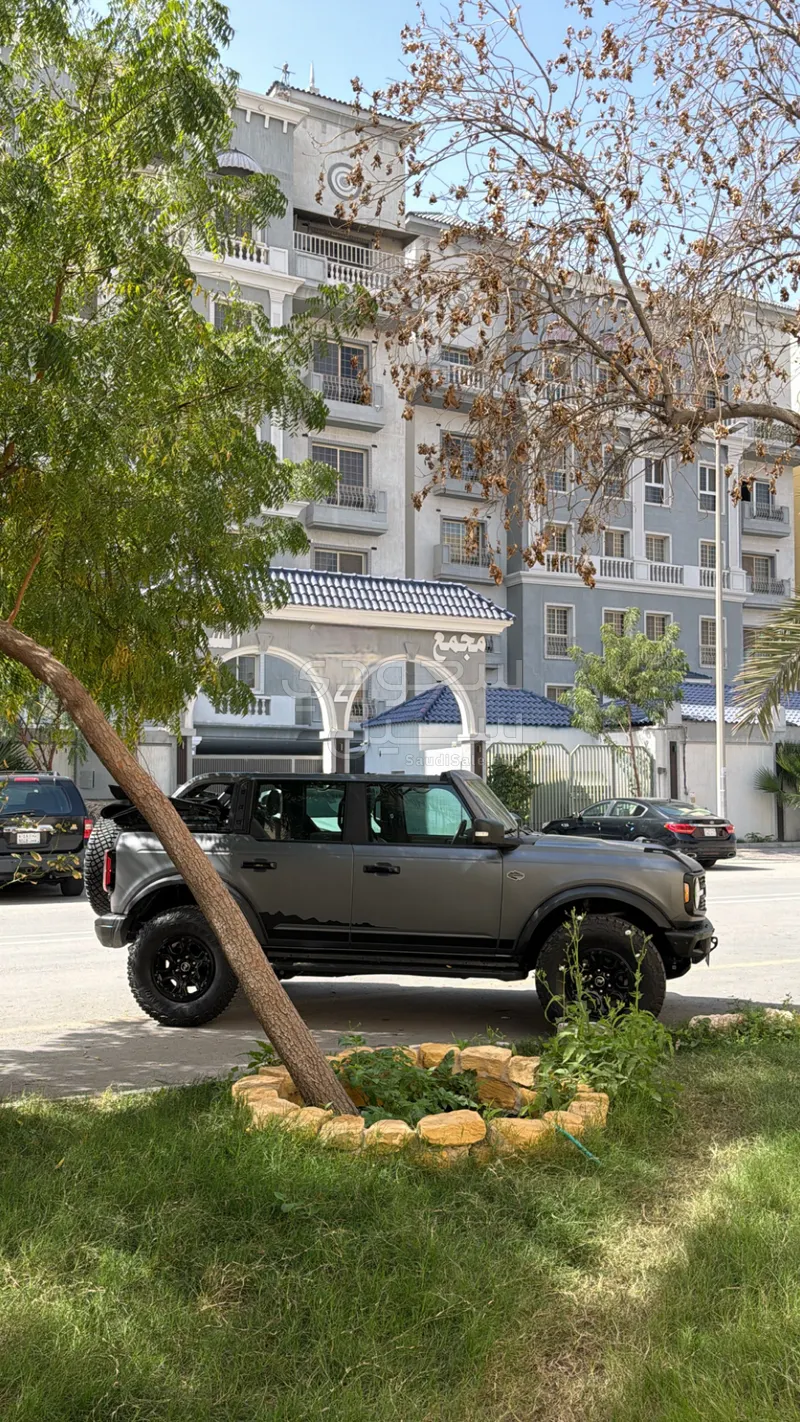 2022 فورد برونكو وايلد تراك