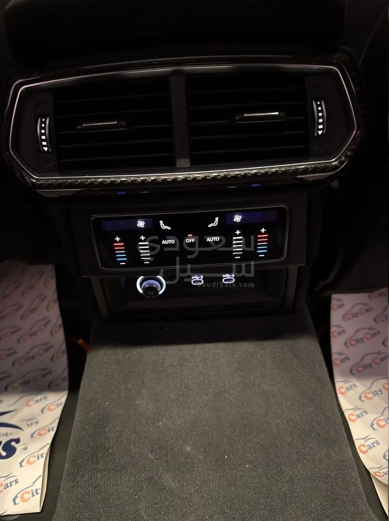 2023 لمبرجيني اوروس بيرفورمانتي