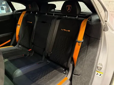 2023 لمبرجيني اوروس بيرفورمانتي