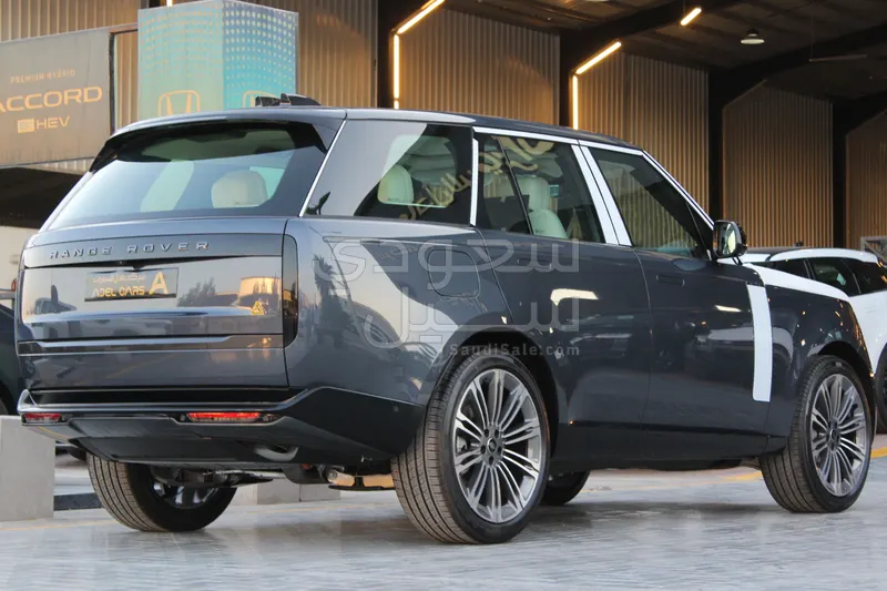 2026 لاند روفر رينج روفر اتش اس اي
