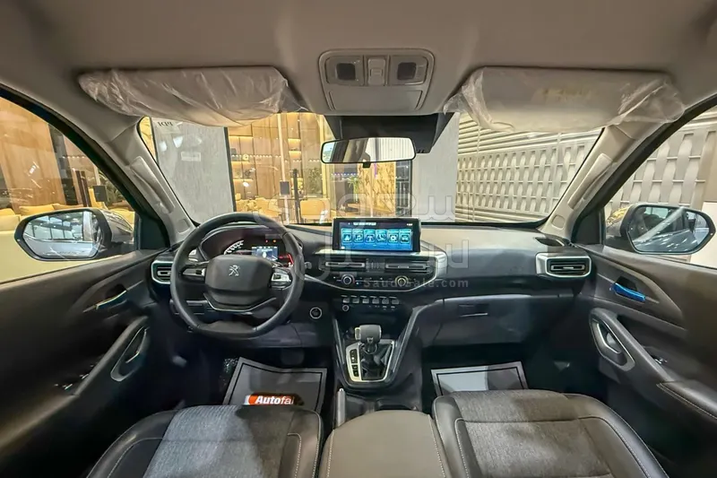 2023 بيجو بيك اب