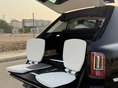 2021 رولز رويس كولينان بلاك بادج