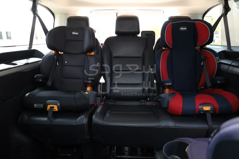 2024 بيجو ترافلر