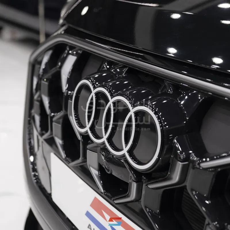 2025 اودي كيو 5 اس لاين