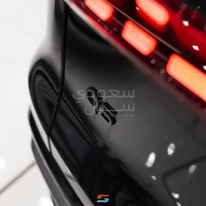 2025 اودي كيو 5 اس لاين