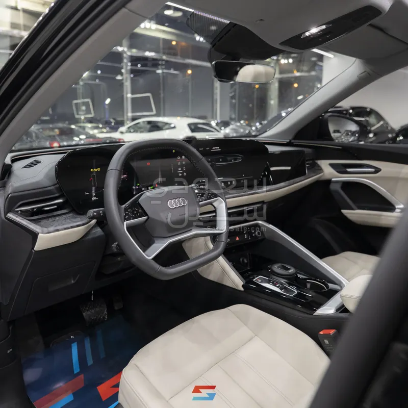 2025 اودي كيو 5 اس لاين