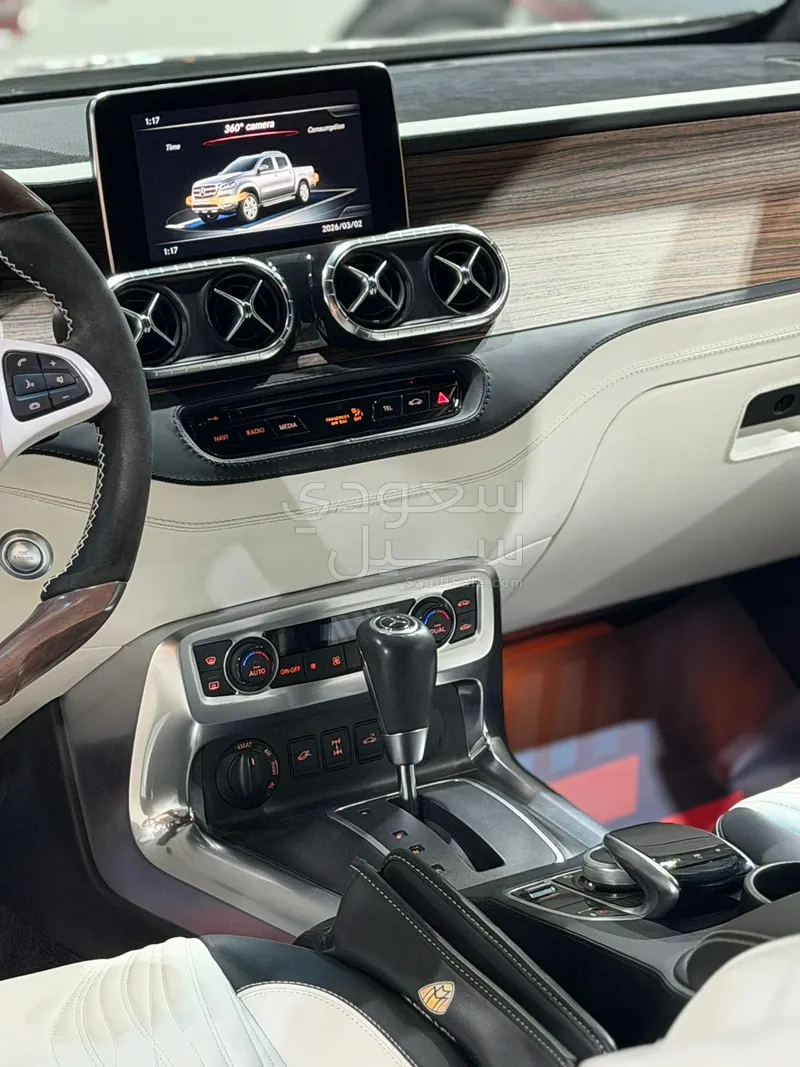 2020 مرسيدس - بنز إكس