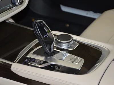 2021 بي ام دبليو الفئة السابعة 730 أي