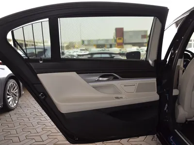 2021 بي ام دبليو الفئة السابعة 730 أي