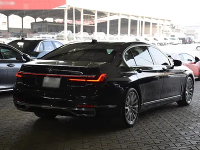 2021 بي ام دبليو الفئة السابعة 730 أي