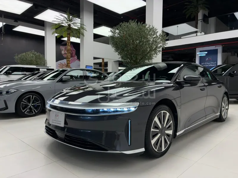 2024 لوسيد اير بيور