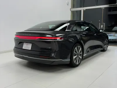 2024 لوسيد اير بيور