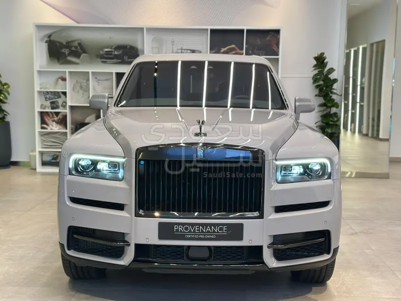 2023 رولز رويس كولينان بلاك بادج