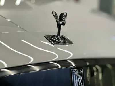 2023 رولز رويس كولينان بلاك بادج