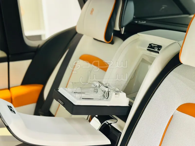 2026 رولز رويس كولينان بلاك بادج