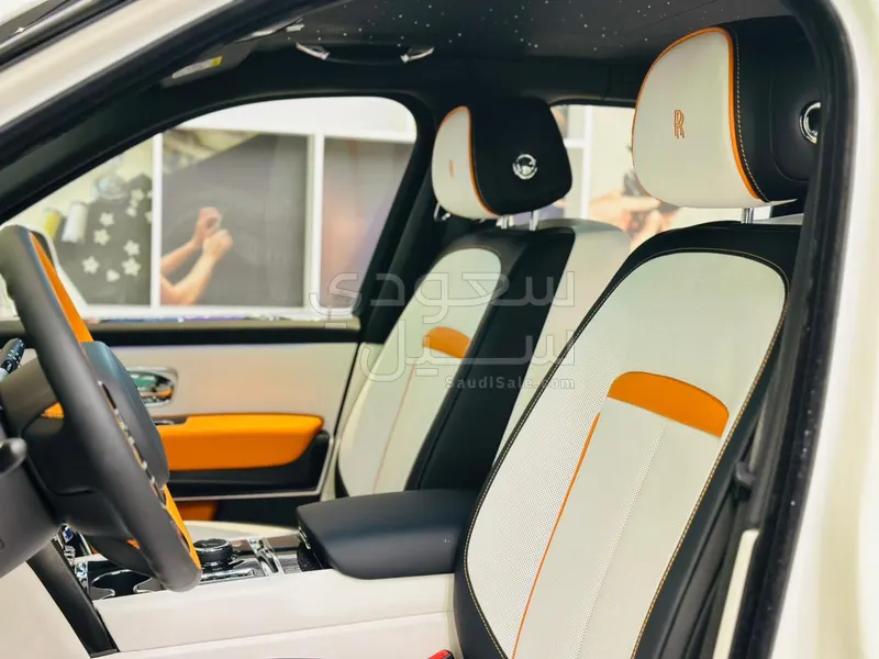 2026 رولز رويس كولينان بلاك بادج