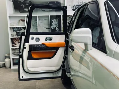 2026 رولز رويس كولينان بلاك بادج