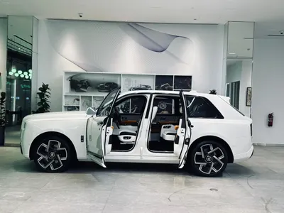 2026 رولز رويس كولينان بلاك بادج