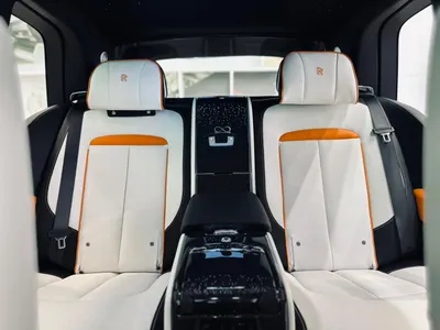 2026 رولز رويس كولينان بلاك بادج