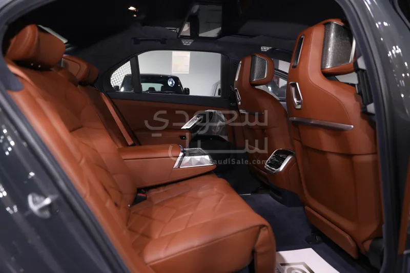 2026 بي ام دبليو الفئة السابعة 760أي