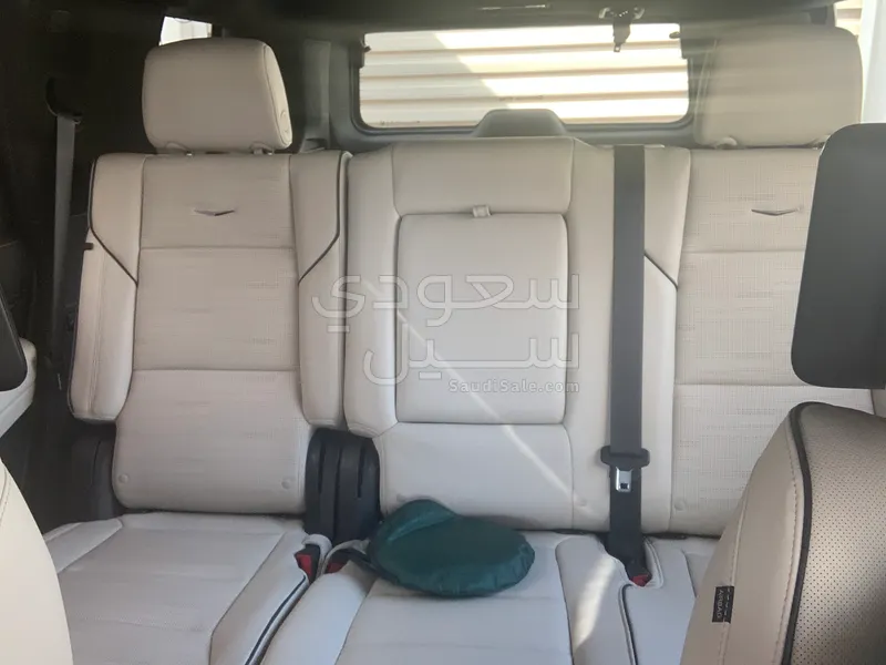 2023 كاديلاك اسكاليد سبورت