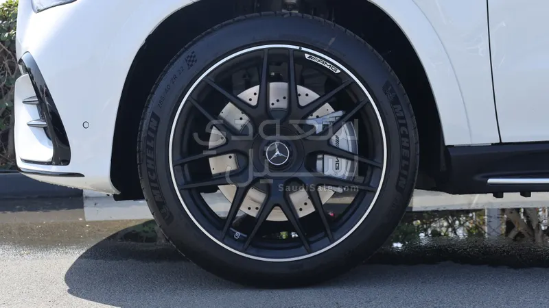 2026 مرسيدس - بنز جي إل إي 53 أي إم جي