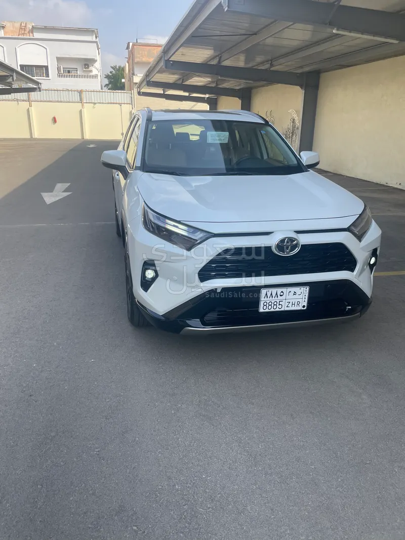 2025 تويوتا راف 4