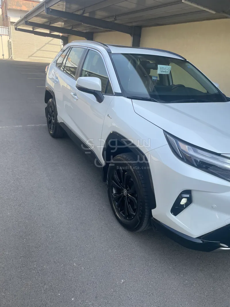 2025 تويوتا راف 4