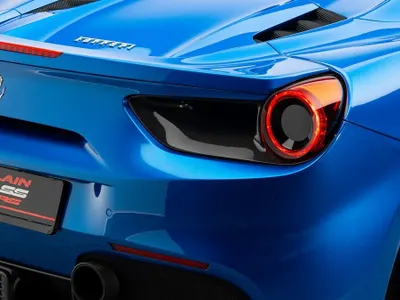 2017 فيراري 488