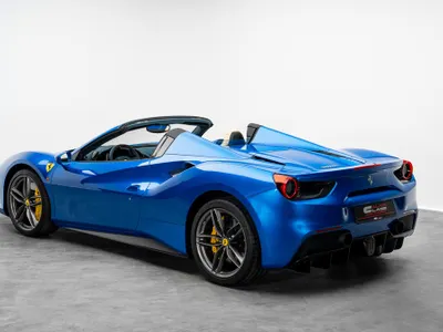 2017 فيراري 488