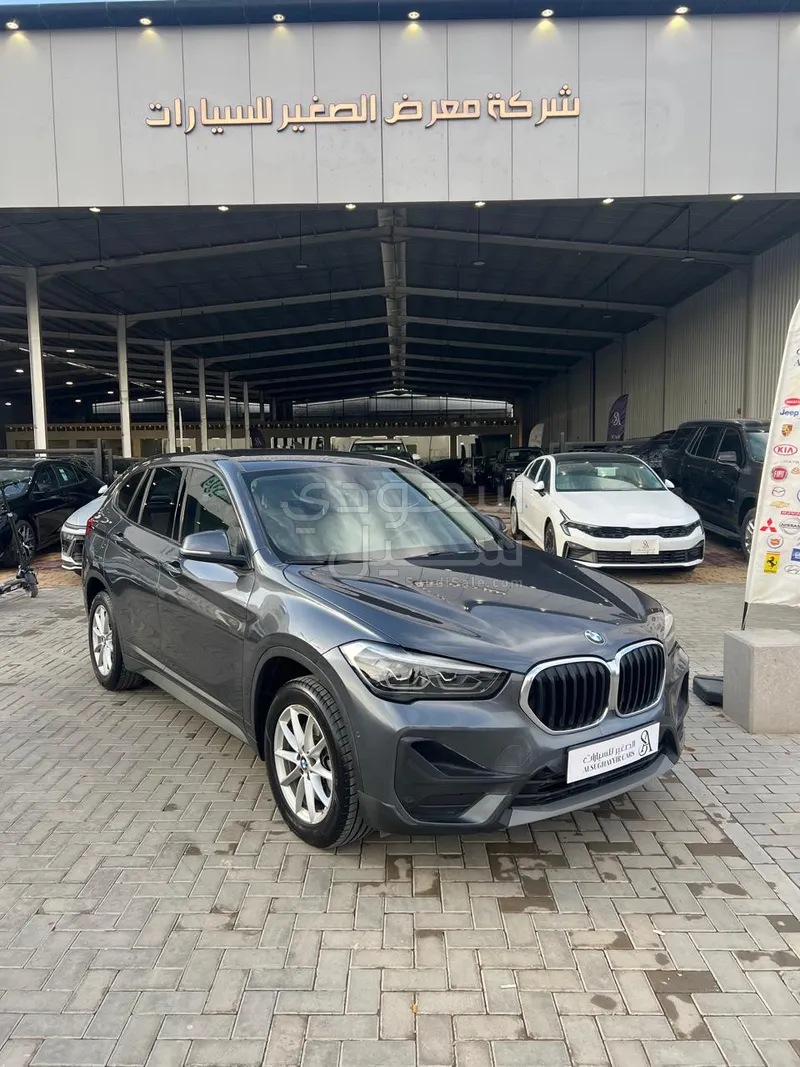 2022 بي ام دبليو الفئة اكس 1