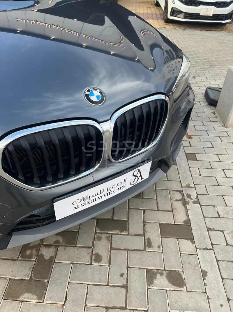 2022 بي ام دبليو الفئة اكس 1