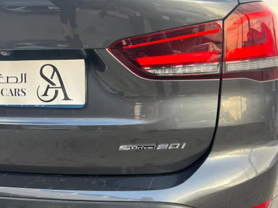 2022 بي ام دبليو الفئة اكس 1