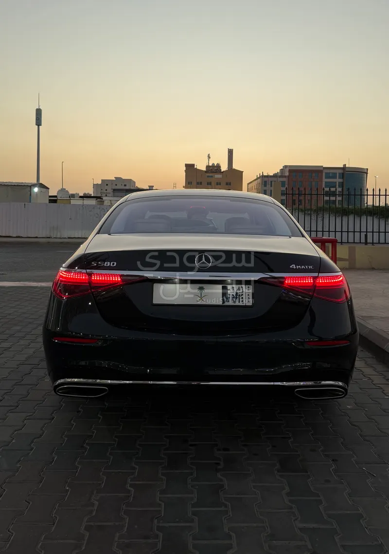 2021 مرسيدس - بنز إس 580